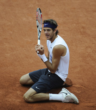  隆德罗草地滑步，女王杯半决赛惊艳全场观众