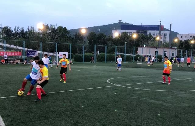  强强对话火星撞地球，对攻大战精彩纷呈  