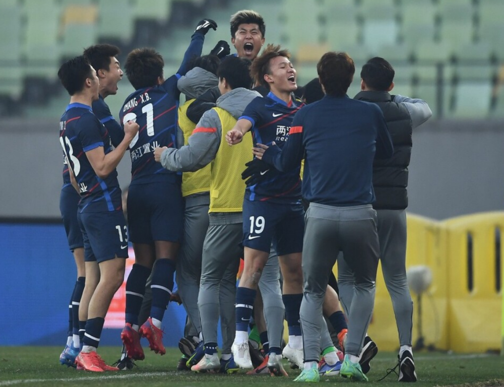 草根球队逆袭传奇,业余选手击败职业劲旅