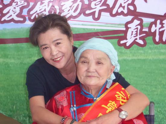  皇马众将发力击败巴萨，国家德比再添佳话  